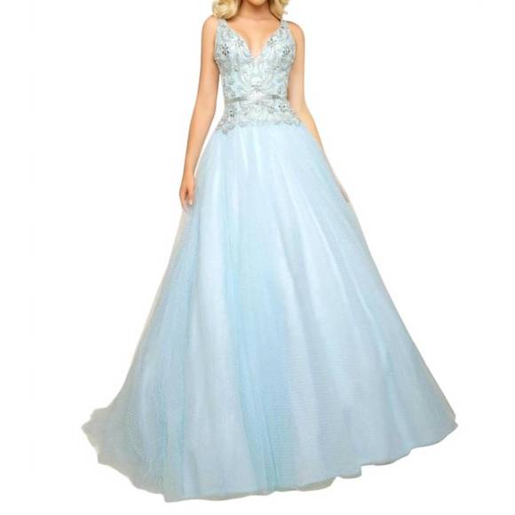NEW MAC DUGGAL fit and flare ball gown with lace and bead applique in aqua